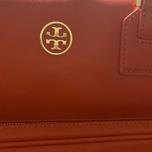 Tory Burch Robinson Saffiano Leather Travel Bag - Picture 3 of 16